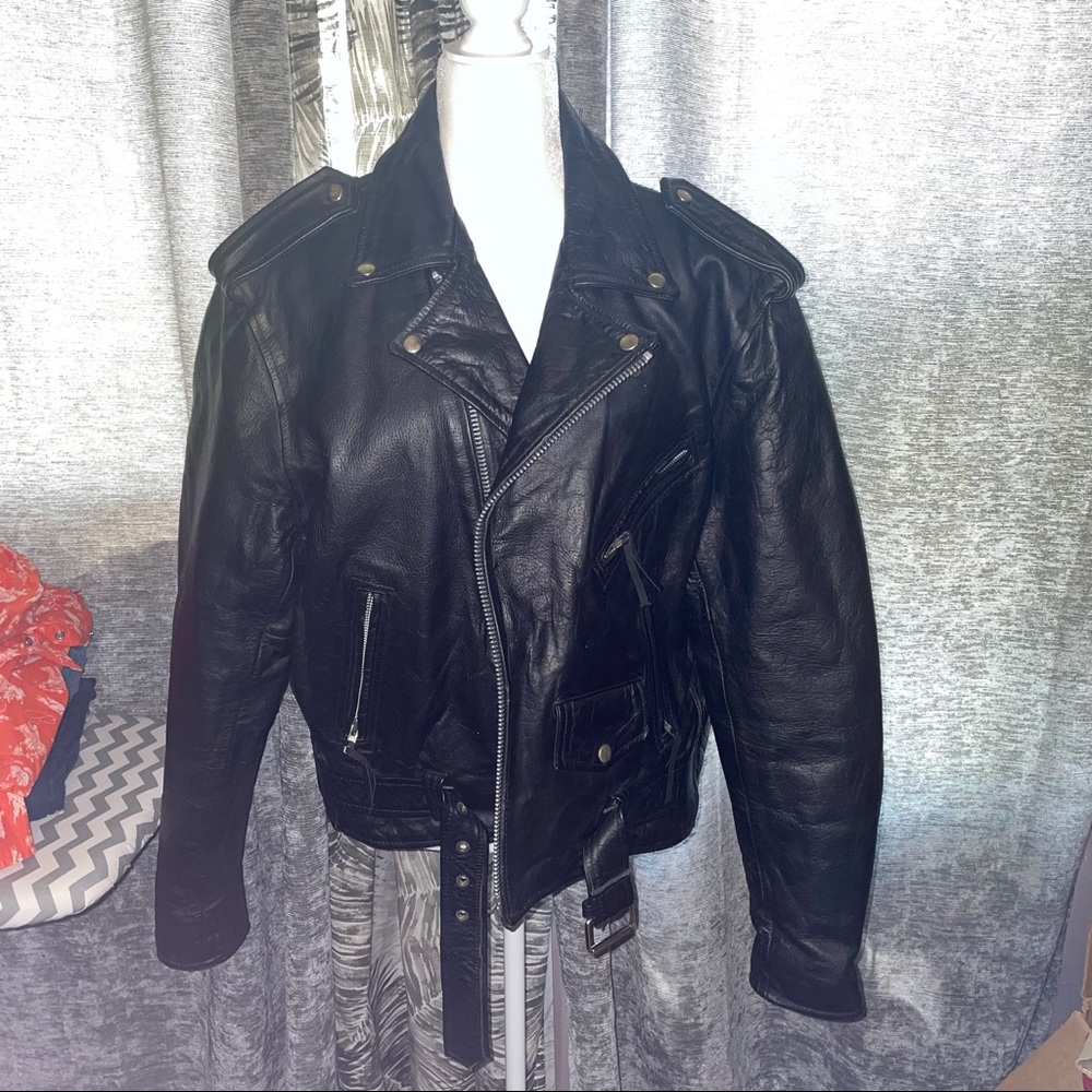 Fmc leather biker jacket size 46 smoke and pet friendly